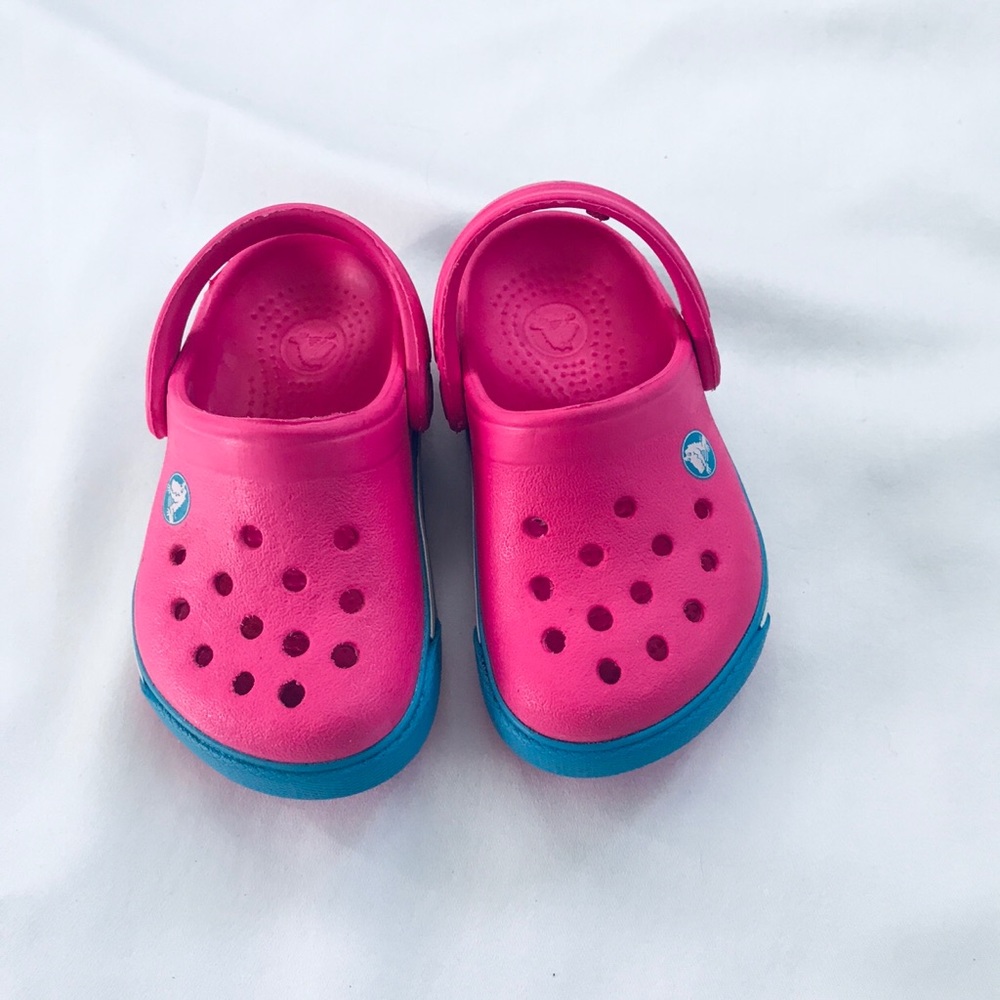 🐊Toddler classic crocs, Size 4 / 5🐊